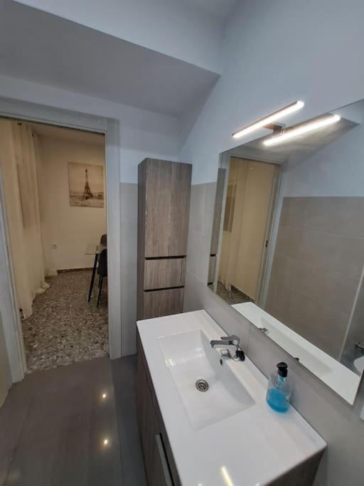 Altamira White & Bright Apartment Almería Exterior photo