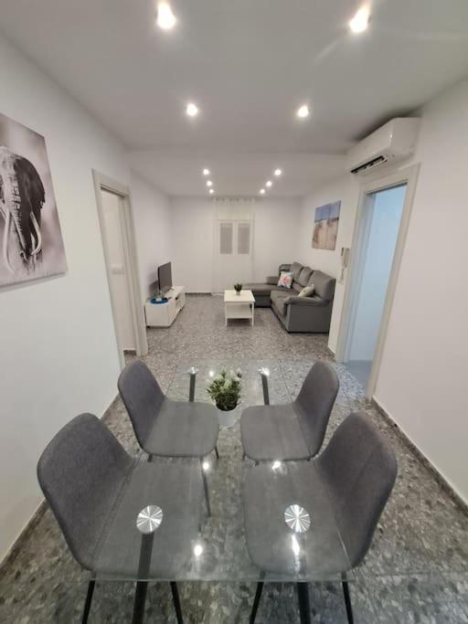 Altamira White & Bright Apartment Almería Exterior photo